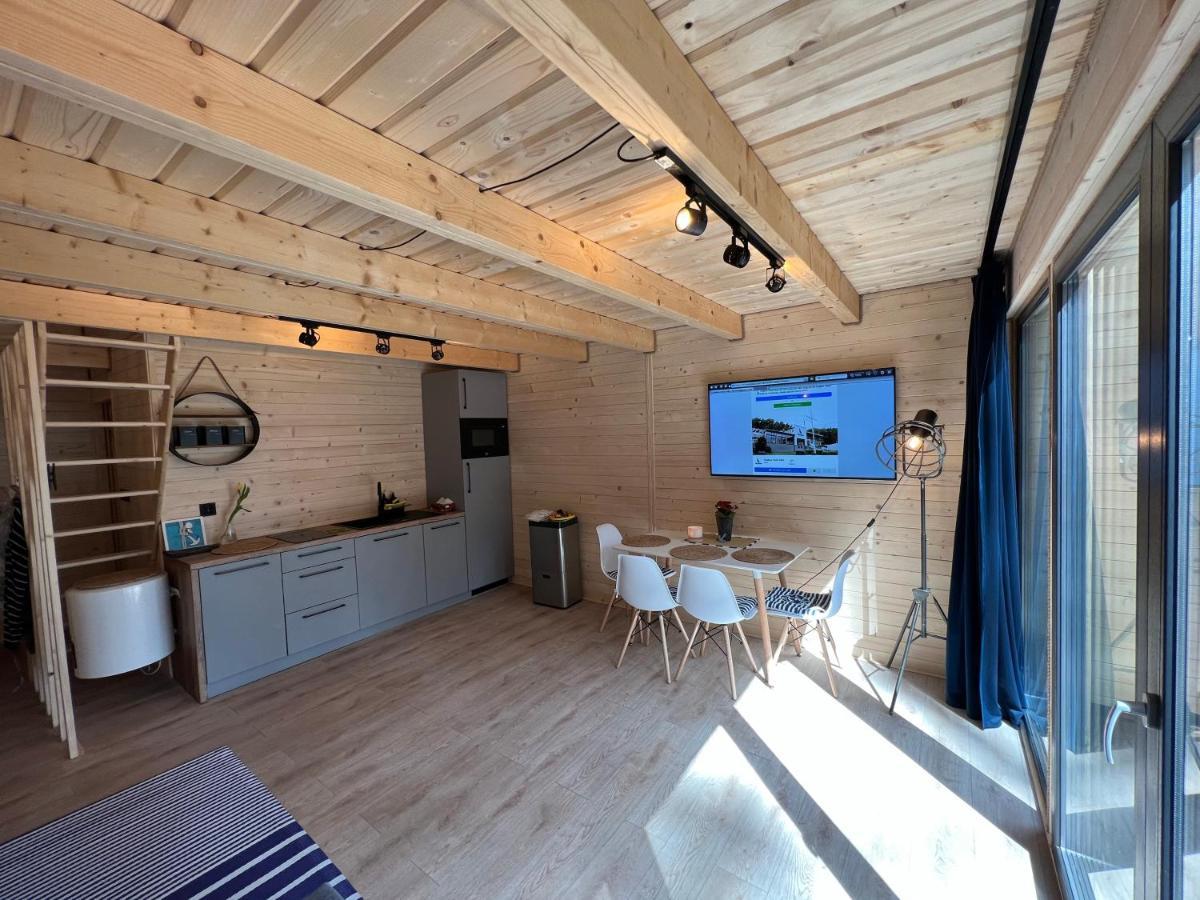 Chalkos Yacht Club Hotel Lubiatow  ภายนอก รูปภาพ